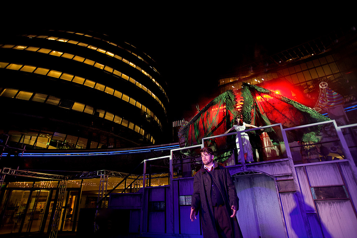 A Guide to Free Street Theatre in London